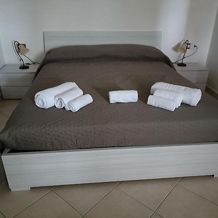 Gelsi Holiday Home La Maddalena La Maddalena  Eksteriør billede